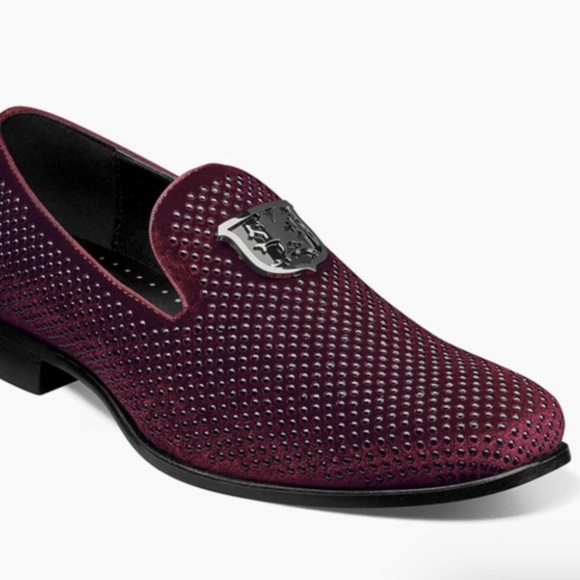 Stacy Adams SWAGGER 
Studded Slip On velvet loafer Burgundy Size 8.5 - Picture 1 of 16
